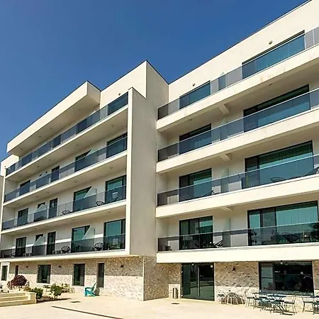 D'eric Mamaia Nord Constanţa