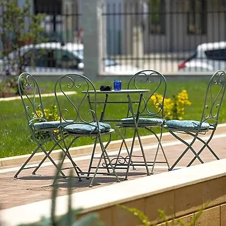 D'eric Mamaia Nord 3* Constanţa