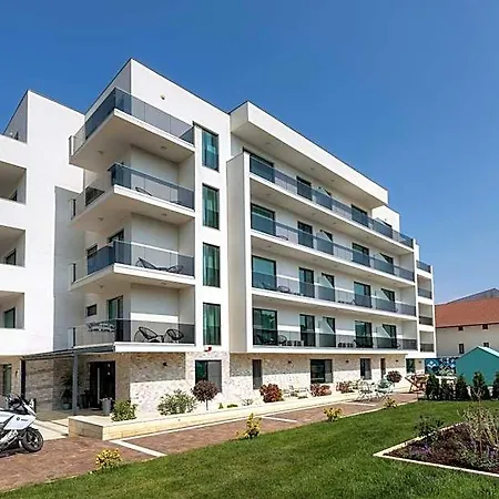 D'eric Mamaia Nord 3* Constanţa