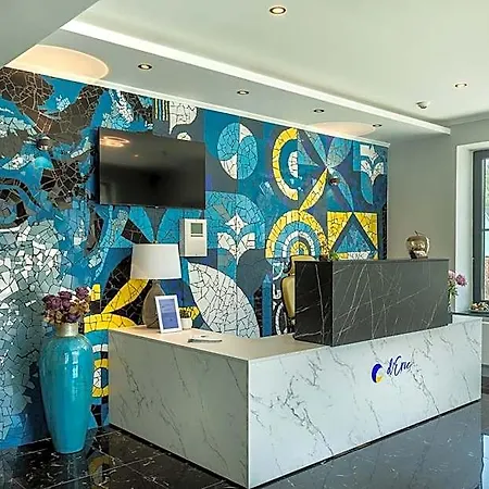 Hotel D'eric Mamaia Nord Constanţa